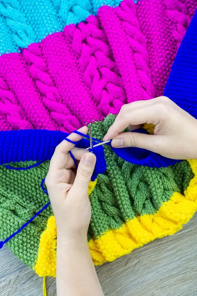 How to choose yarn in knitting - mastering yarn weights, colors