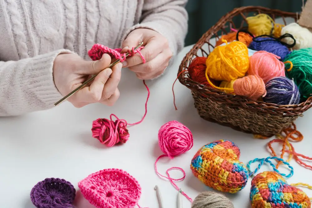 yarn Magic Knot crochet