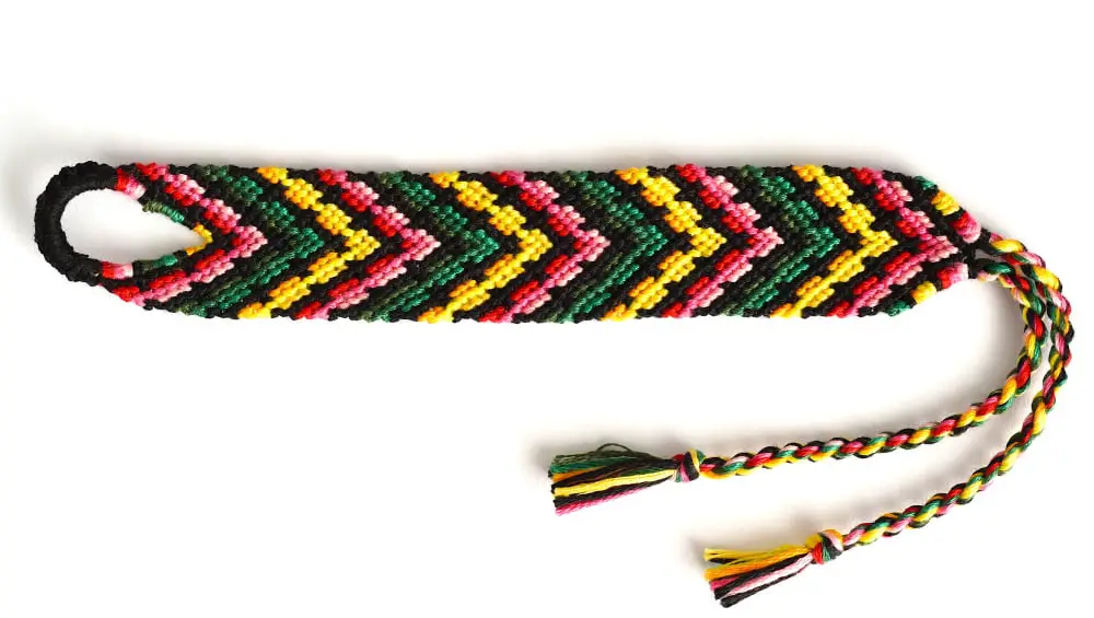 Chevron Yarn Bracelet Pattern