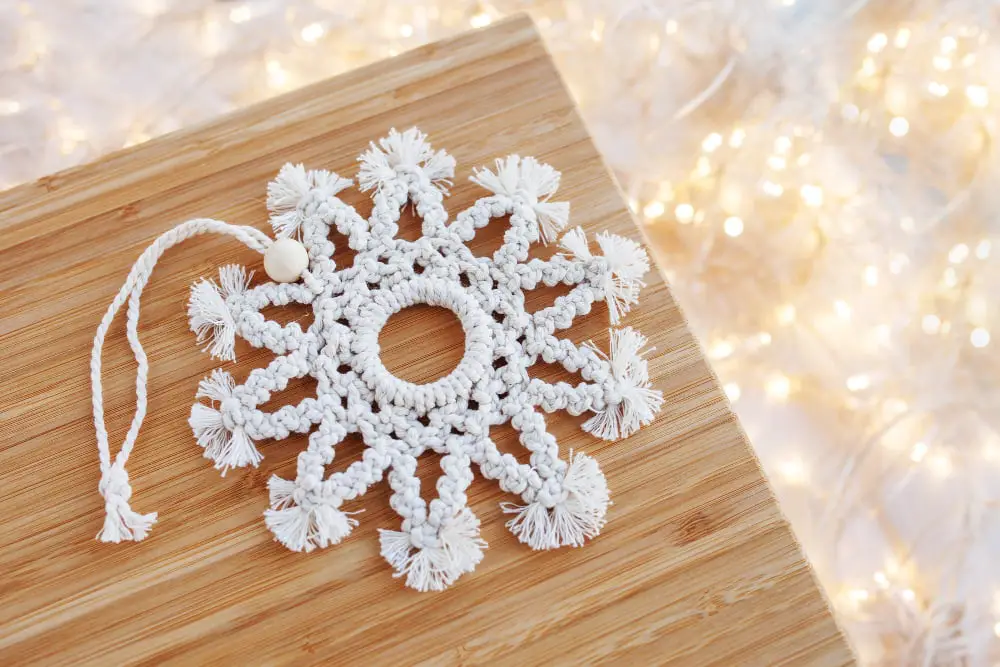 Chunky Knit Crochet Ornament Snowflakes