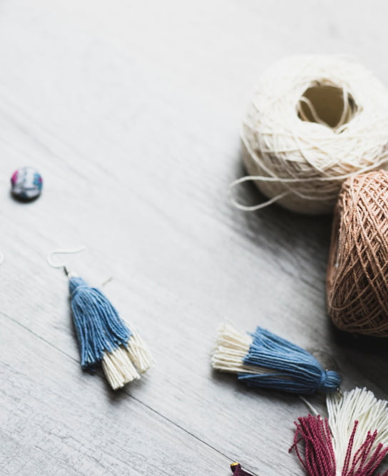 Creating a Tassel From Yarn Scratch