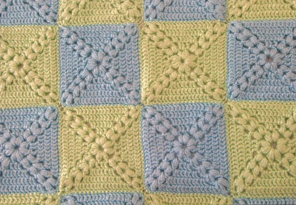 Interlocking Stitch Square Crochet