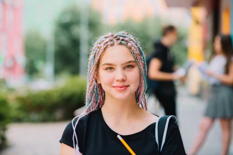  How to Braid Yarn into Hair: A Comprehensive Guide