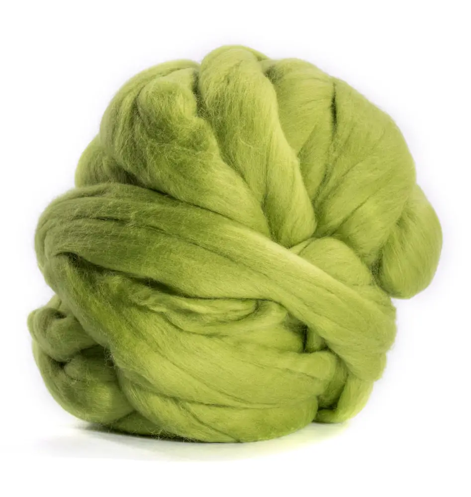 merino wool green yarn scarf