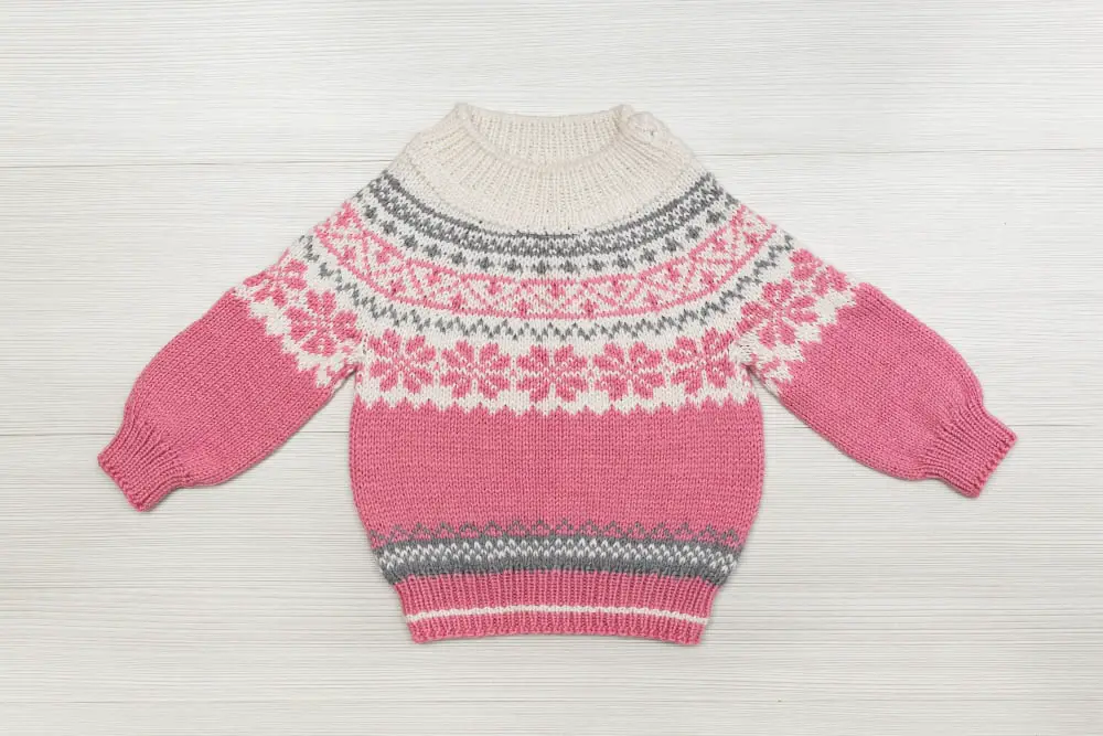 Knitted children's sweater block
