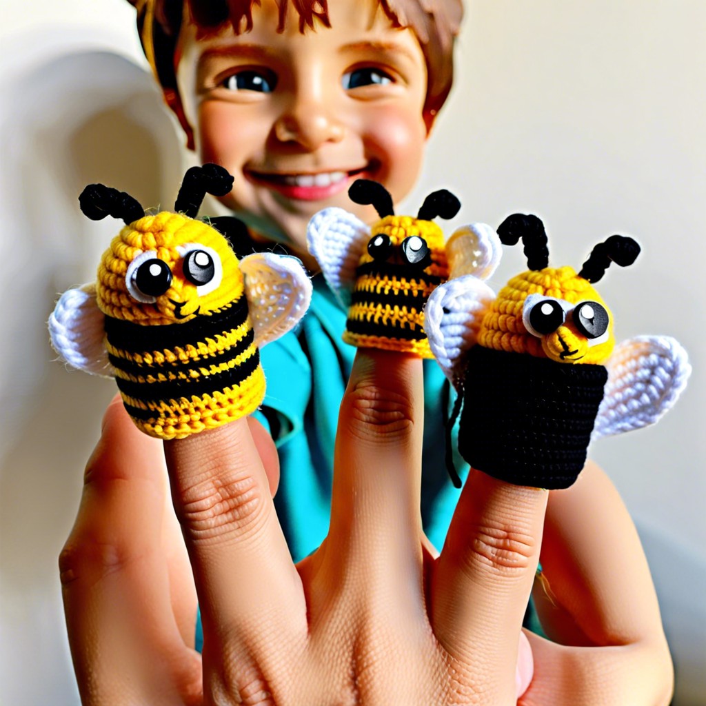 buzzy bee finger puppets