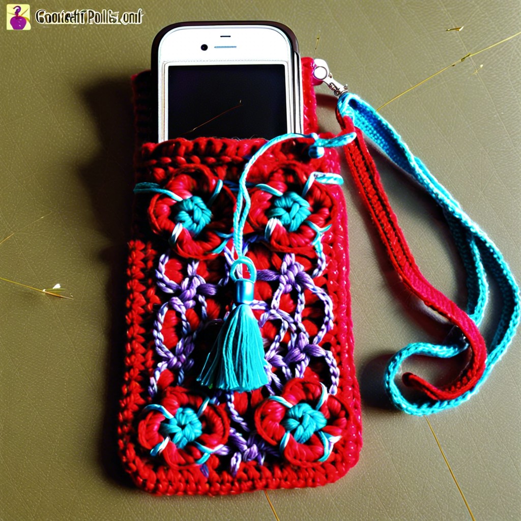 chain stitch mobile phone pouches