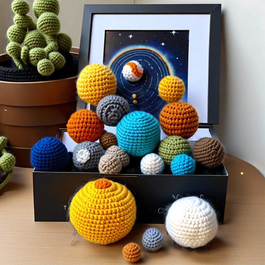 crochet solar system set different planets as balls