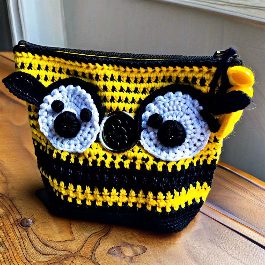 bumblebee pouch