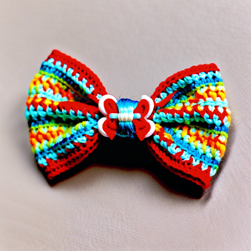 tiny hair bow